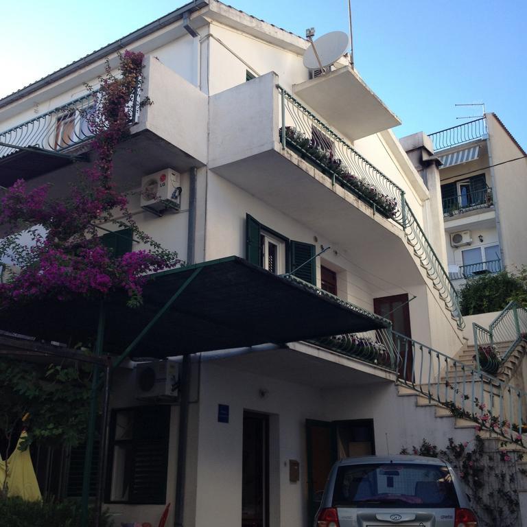 Apartments Smiljka Макарська Екстер'єр фото